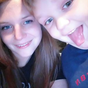 Meet your Posher, Karissa